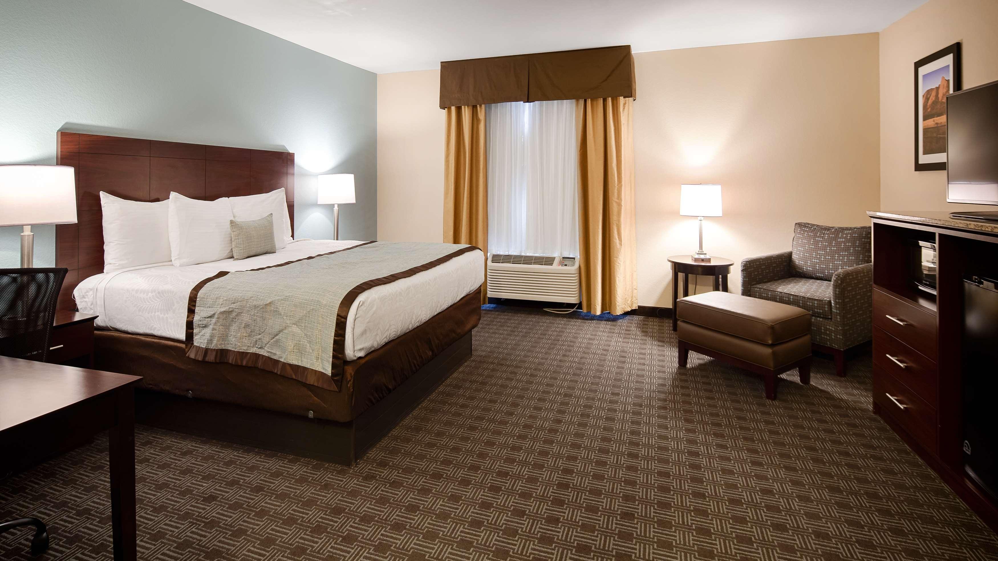 Best Western Plus Gateway Inn & Suites - אורורה מראה חיצוני תמונה