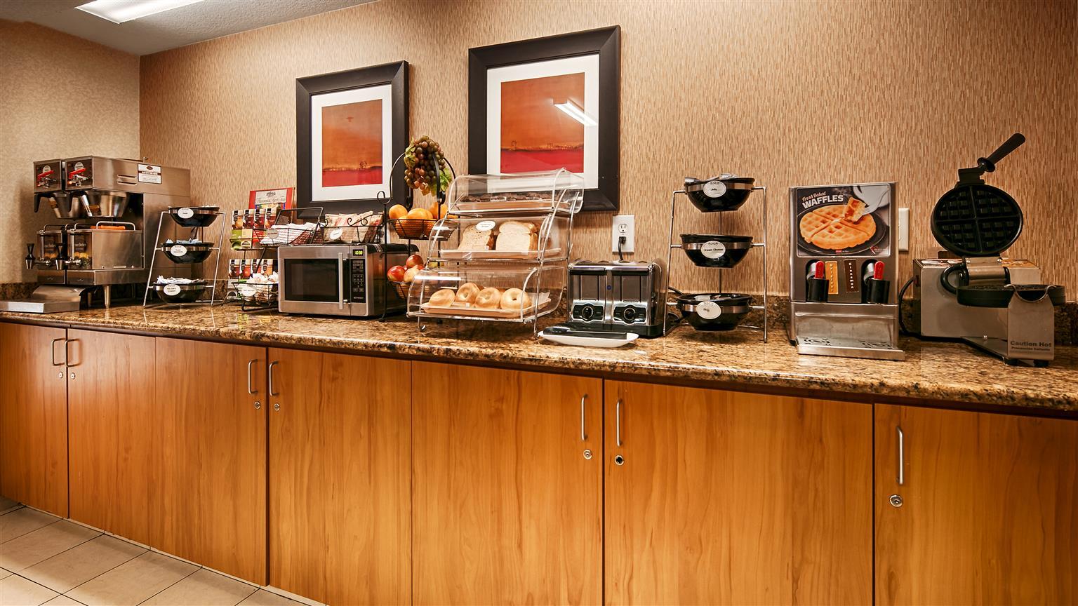 Best Western Plus Gateway Inn & Suites - אורורה מראה חיצוני תמונה